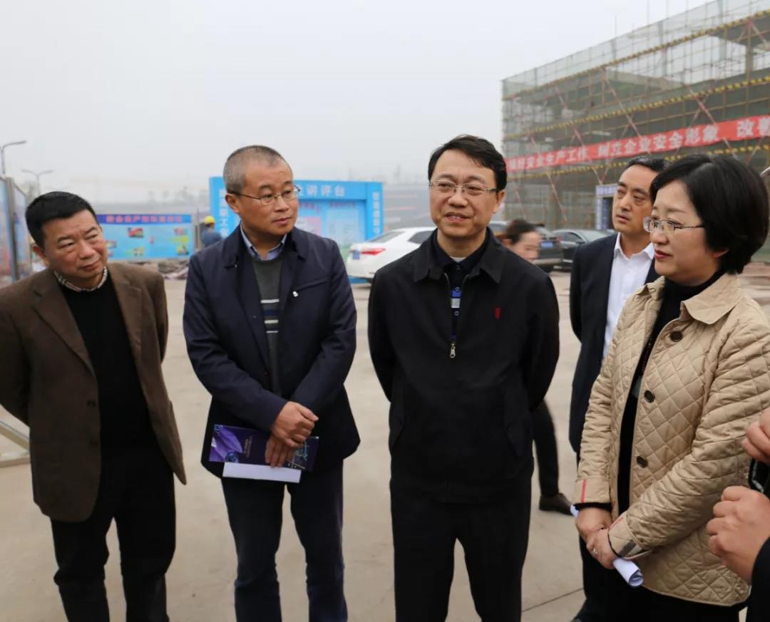 中央赴川博士團調(diào)研春江酒城嘉苑項目